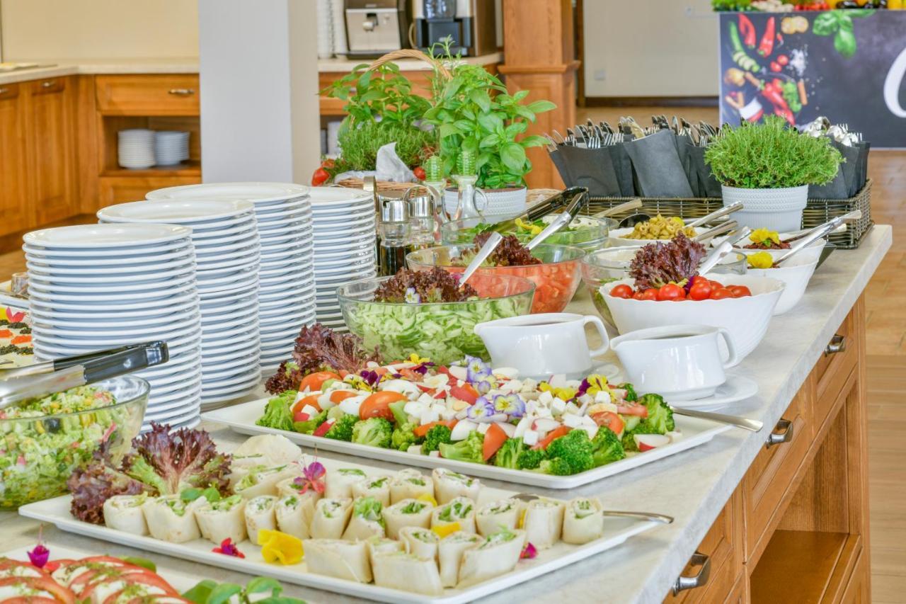 Hotel Mona Lisa Wellness & Spa Kolobrzeg Bagian luar foto